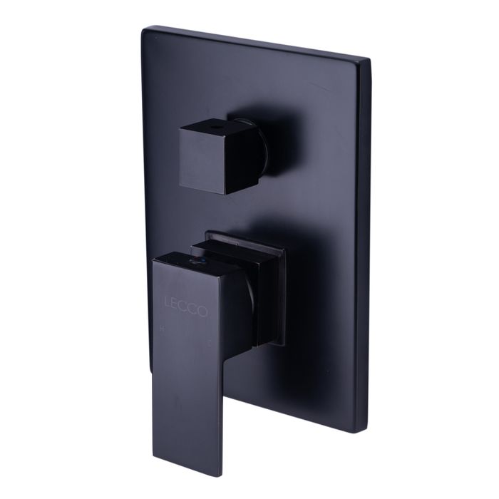 Grifería Para Ducha Kuadrat Negro Monocontrol Con Salida a Bañera