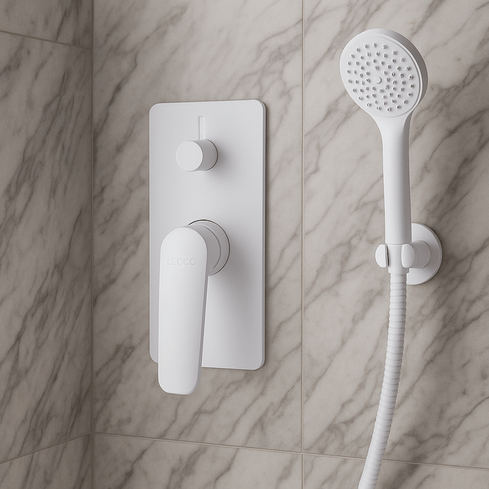Grifería Para Ducha Curve Blanco Monocontrol Con Salida a Bañera
